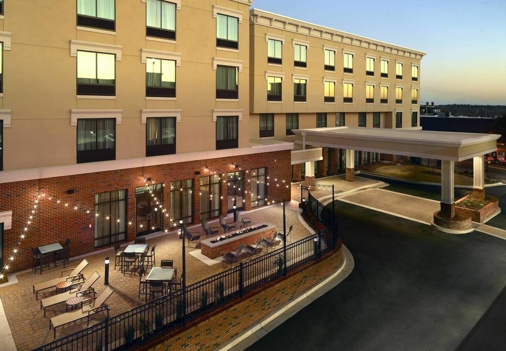 Hotel Courtyard By Marriott Lagrange Exterior foto